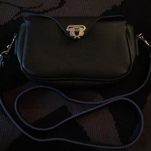 Fred Perry small purse